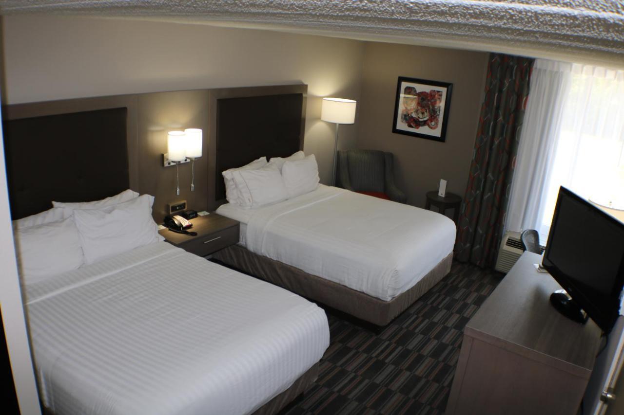 Holiday Inn Express Woodstock-Shenandoah Valley By Ihg Exterior foto
